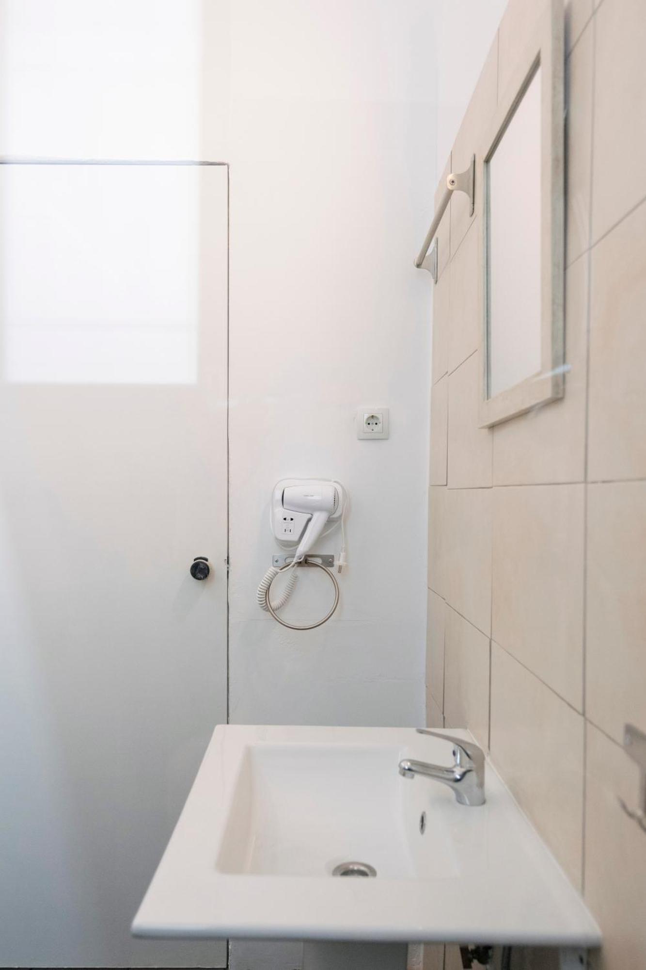 Ati-Key Residence เอเธนส์ ภายนอก รูปภาพ