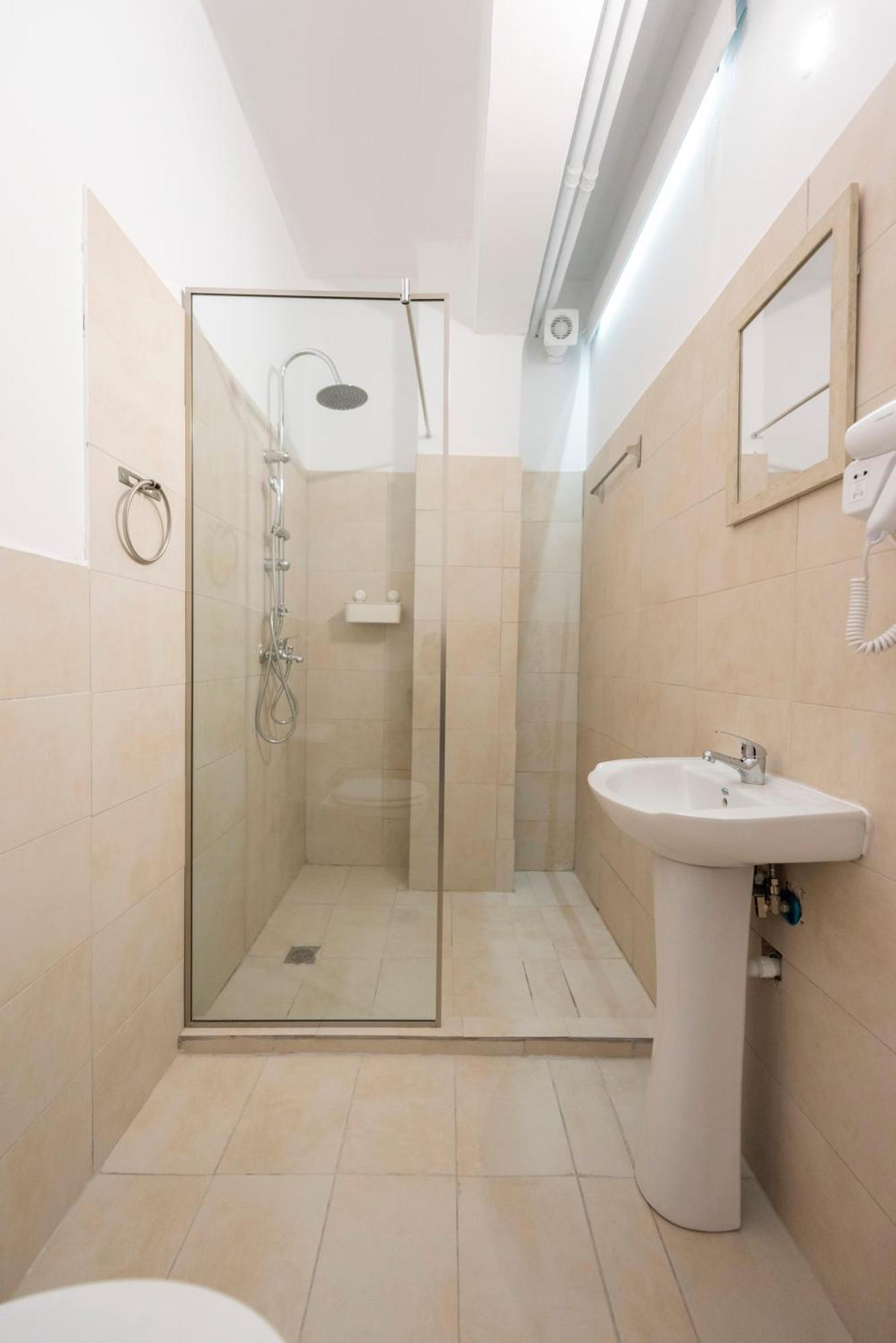 Ati-Key Residence เอเธนส์ ภายนอก รูปภาพ